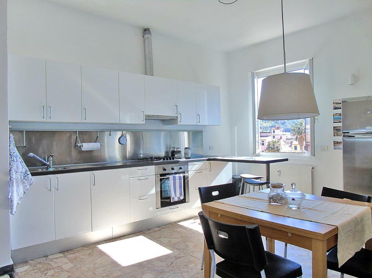 Ferienwohnung Il Mare A Due Passi Lerici Exterior foto